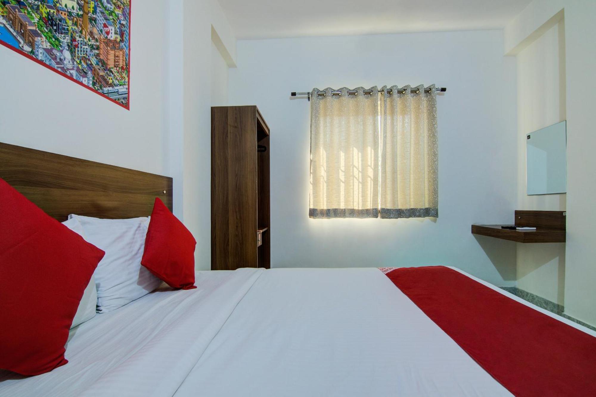 Hotel O Varcity Comforts Near Ragigudda Sri Prasanna Anjaneyaswamy Temple Bangalore Luaran gambar